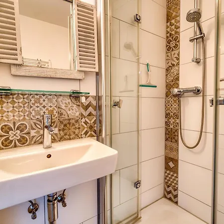 Appartamento - Haus F, App 0f0303 *